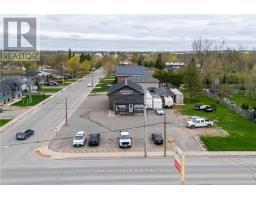 118 QUEEN STREET N, kawartha lakes (lindsay), Ontario