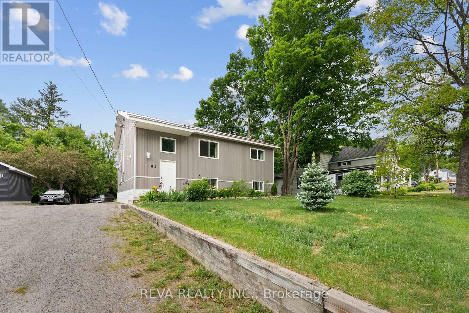 64 BRIDGE STREET E, bancroft (bancroft ward), Ontario