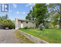 64 BRIDGE STREET E, bancroft (bancroft ward), Ontario