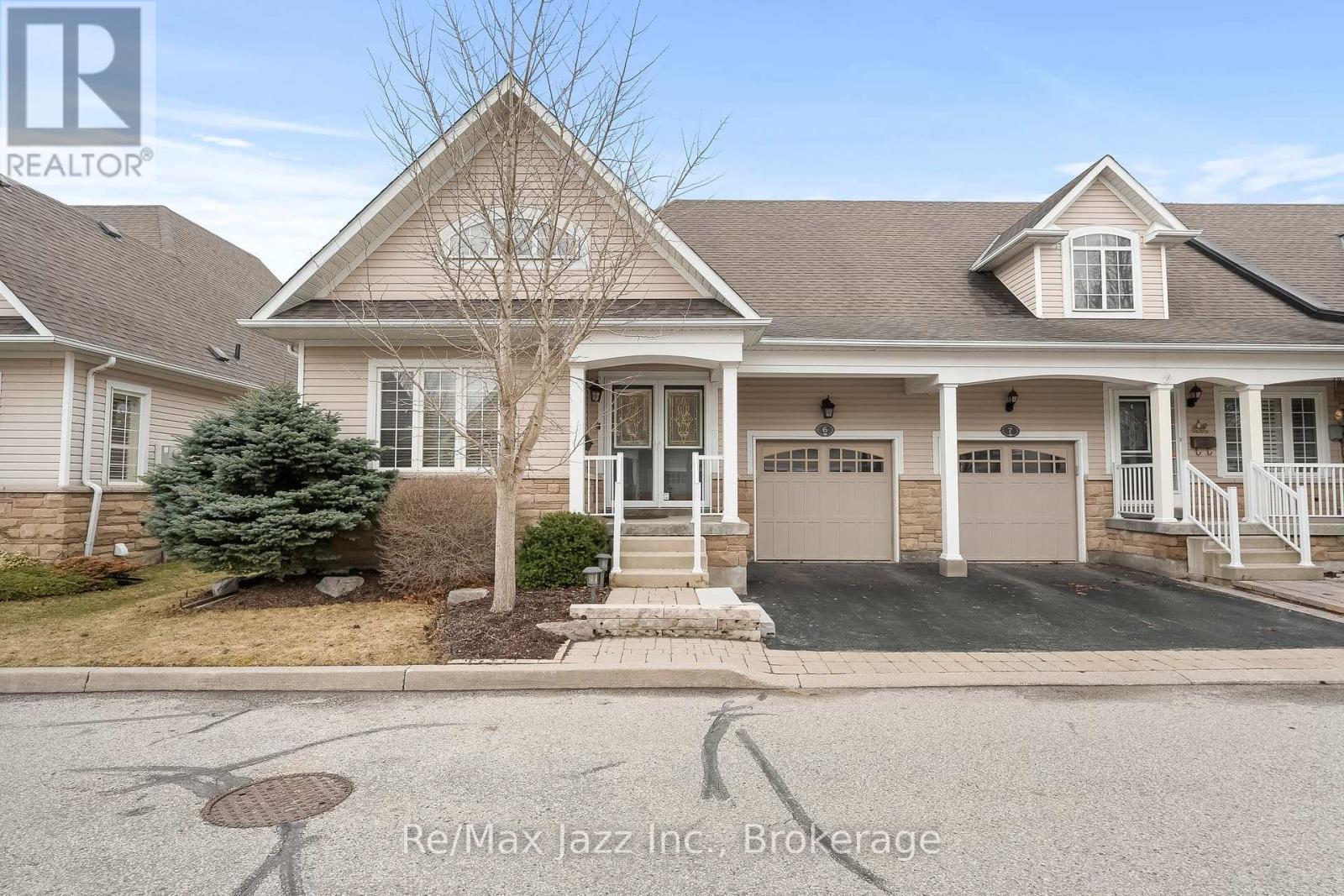 6 - 350 LAKEBREEZE DRIVE, clarington (newcastle), Ontario