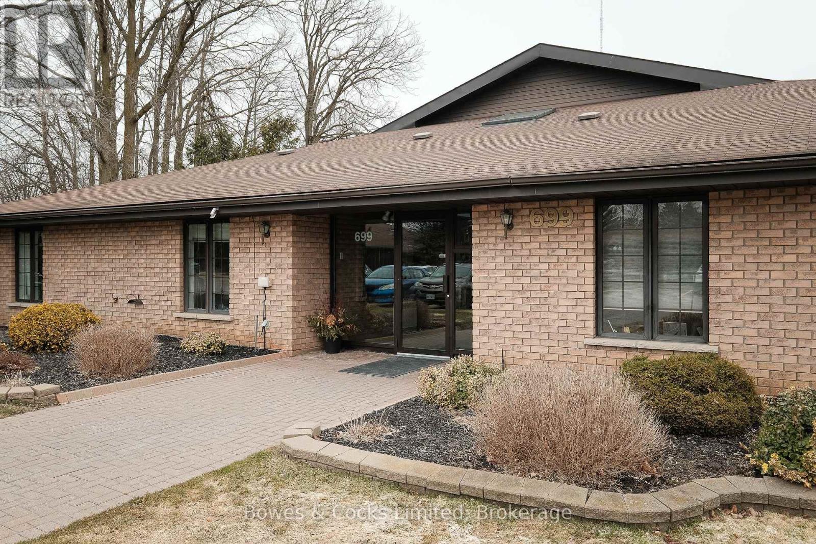 12 - 699 WHITAKER STREET, peterborough east (north), Ontario