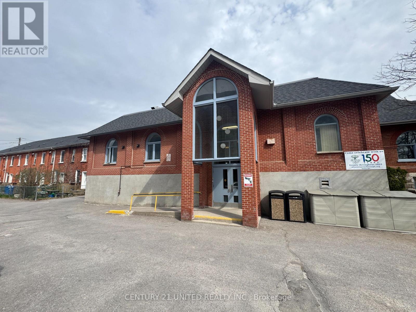 LOWER - 235 RUBIDGE STREET, peterborough central (south), Ontario