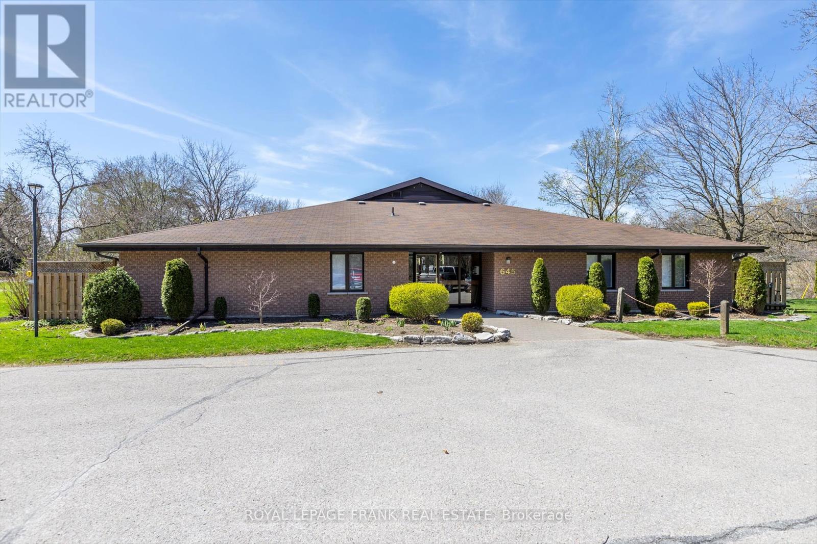 8 - 645 WHITAKER STREET, peterborough east (north), Ontario