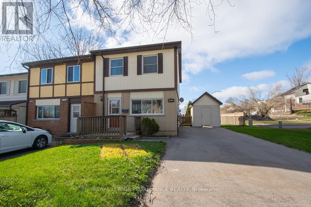 1635 APPLEWOOD CRESCENT, peterborough west (central), Ontario