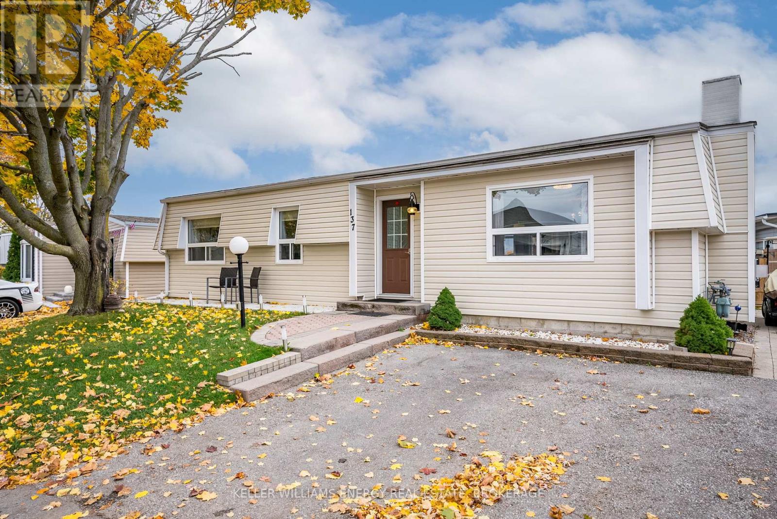 137 WILMOT TRAIL, clarington (newcastle), Ontario