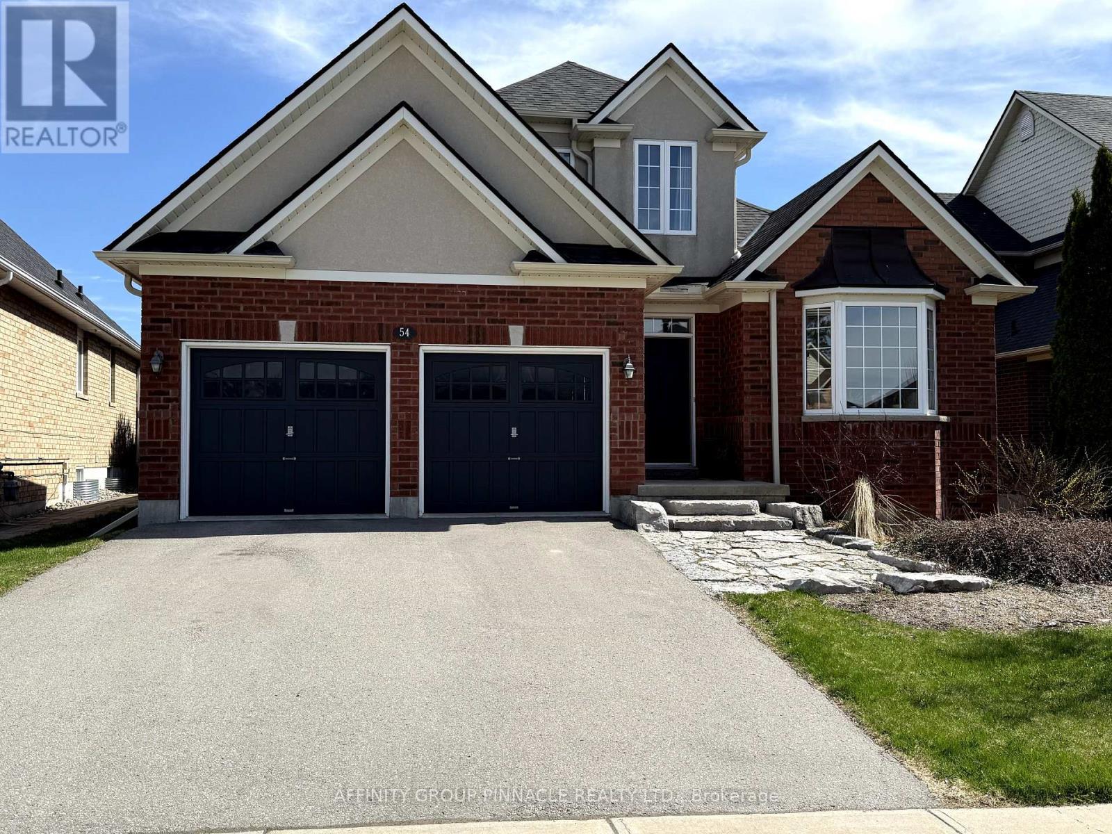 54 ELLIS CRESCENT, kawartha lakes (lindsay), Ontario