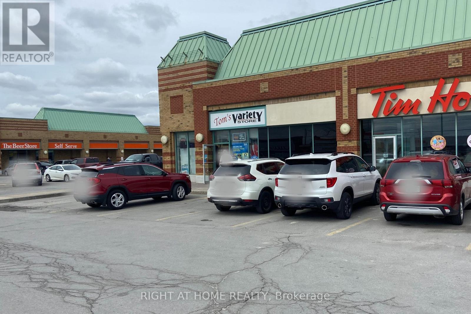 60-1 - 370 KENT STREET W, kawartha lakes (lindsay), Ontario