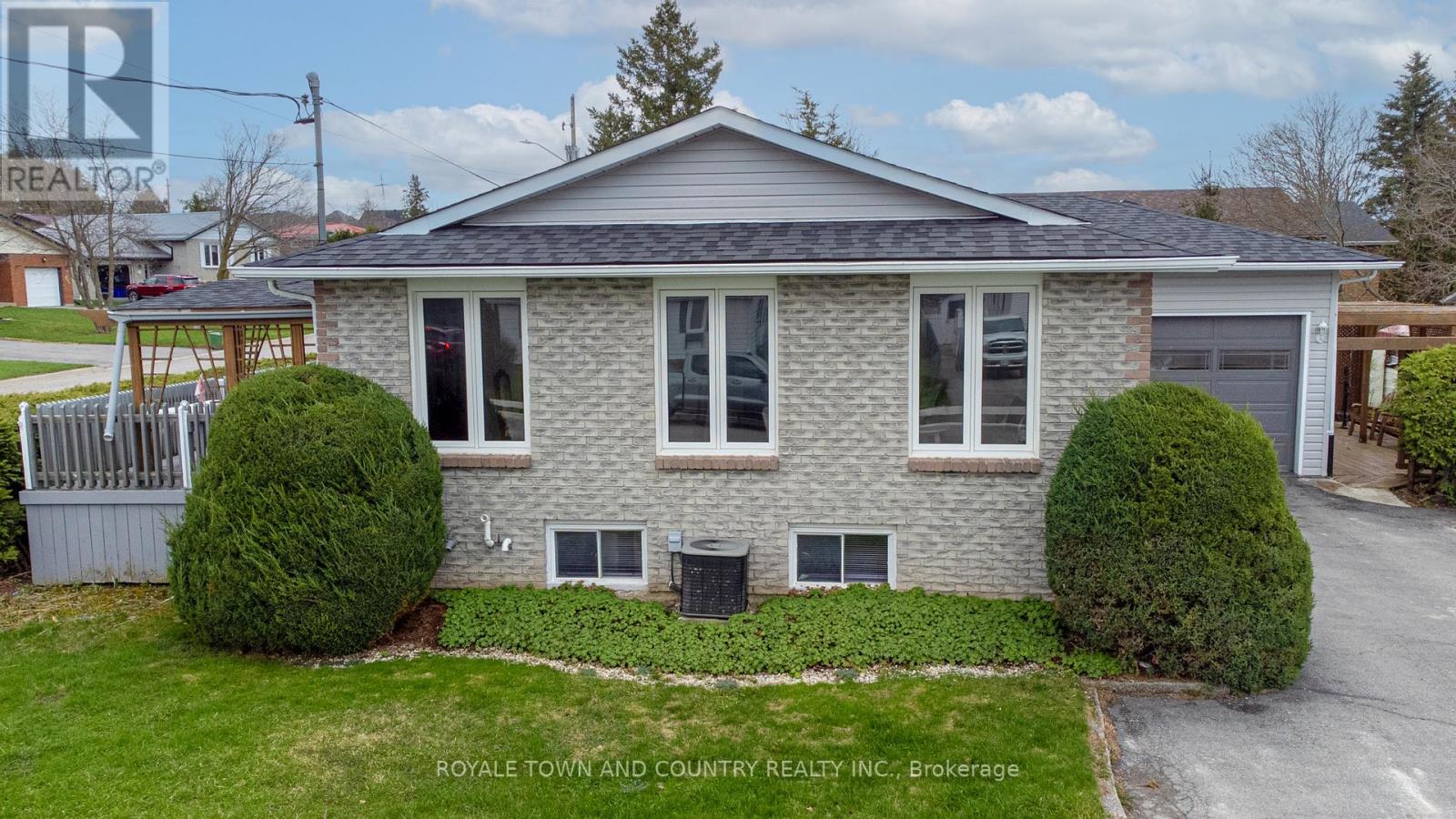 27 HILLSIDE DRIVE, kawartha lakes (lindsay), Ontario