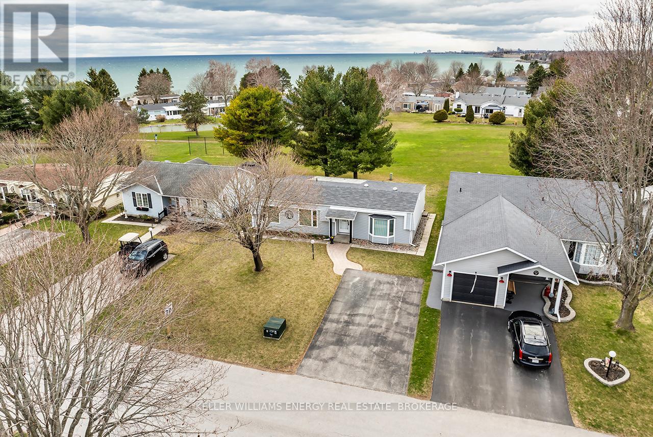 14 FAIRWAY DRIVE, clarington (newcastle), Ontario