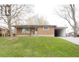 2 MAPLE CRESCENT, kawartha lakes (lindsay), Ontario