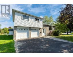 1 APPLEWOOD CRESCENT, kawartha lakes (lindsay), Ontario