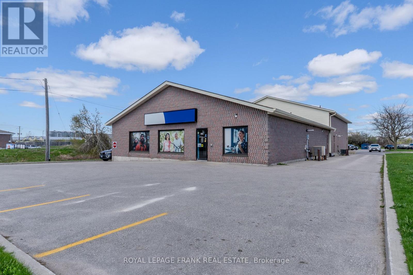 90 MCLAUGHLIN ROAD, kawartha lakes (lindsay), Ontario
