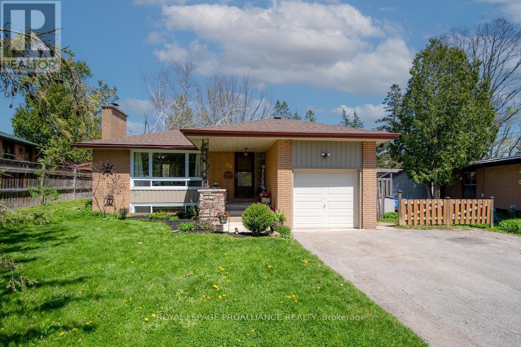 1060 GLENDALE DRIVE, peterborough north (central), Ontario