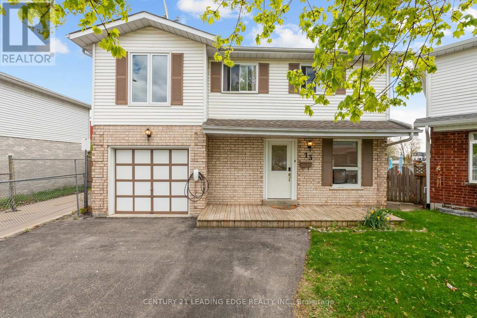 13 SYLVIA COURT, clarington (newcastle), Ontario