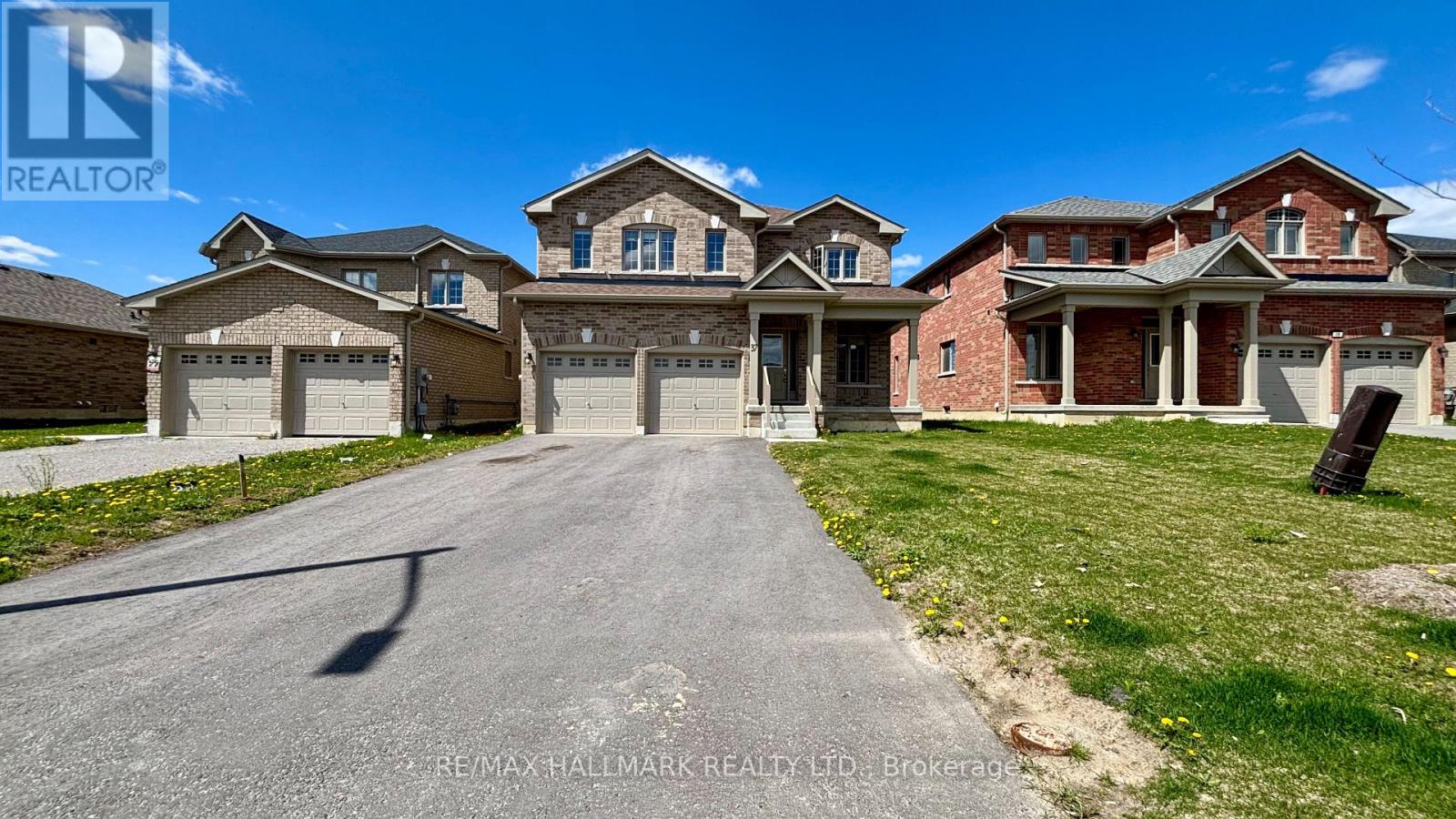 37 CAREW BOULEVARD, kawartha lakes (lindsay), Ontario
