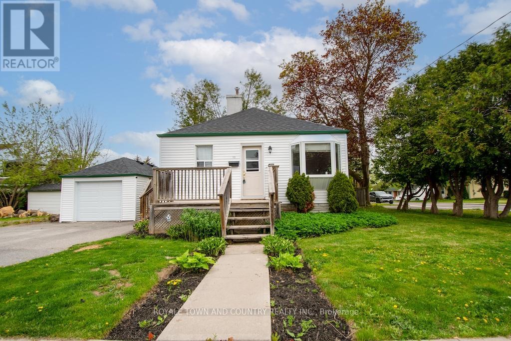 32 ADELAIDE STREET S, kawartha lakes (lindsay), Ontario