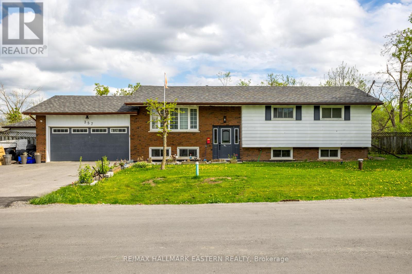 357 MARTIN ROAD, peterborough north (south), Ontario