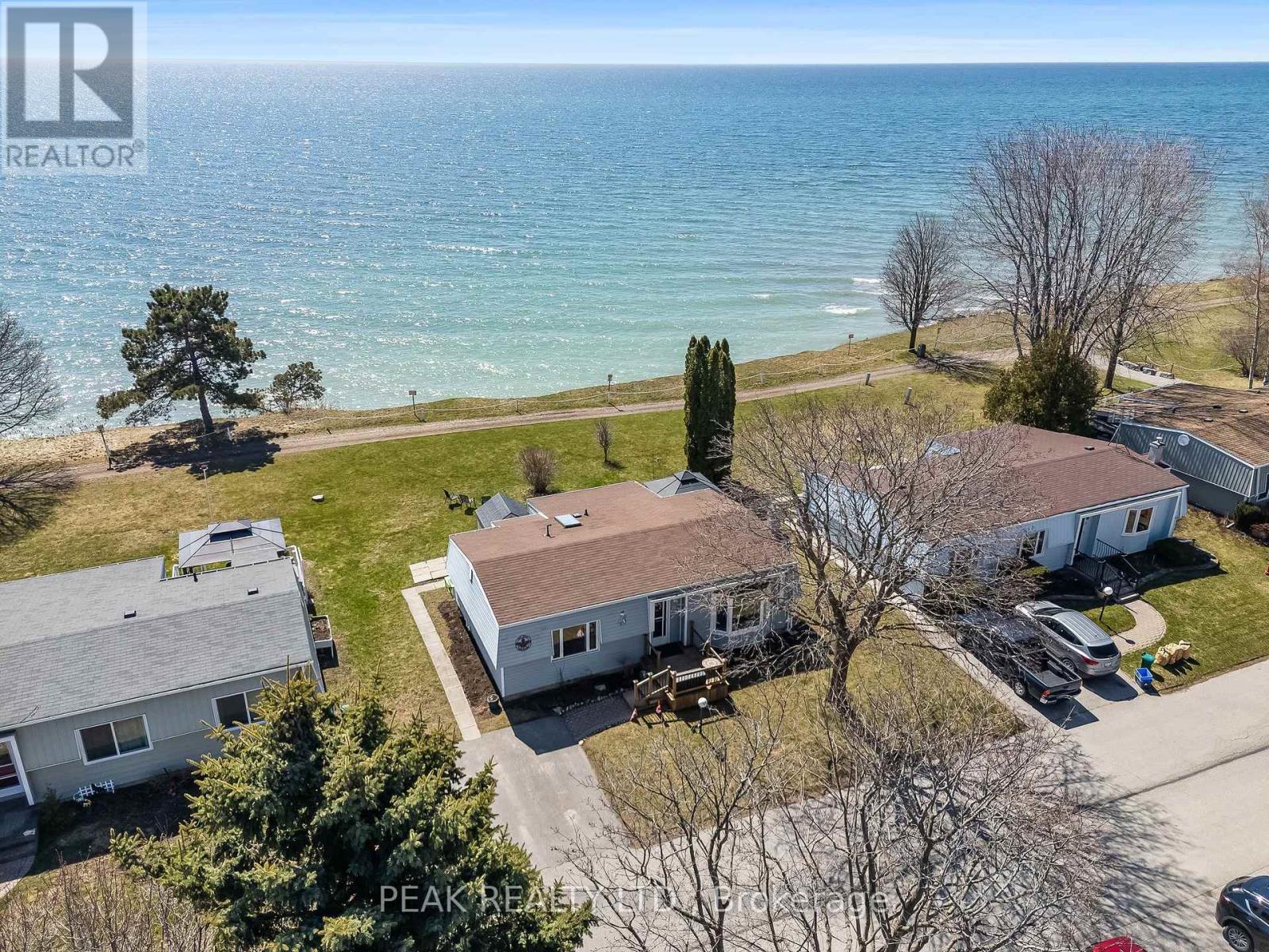 71 BLUFFS ROAD, clarington (bowmanville), Ontario