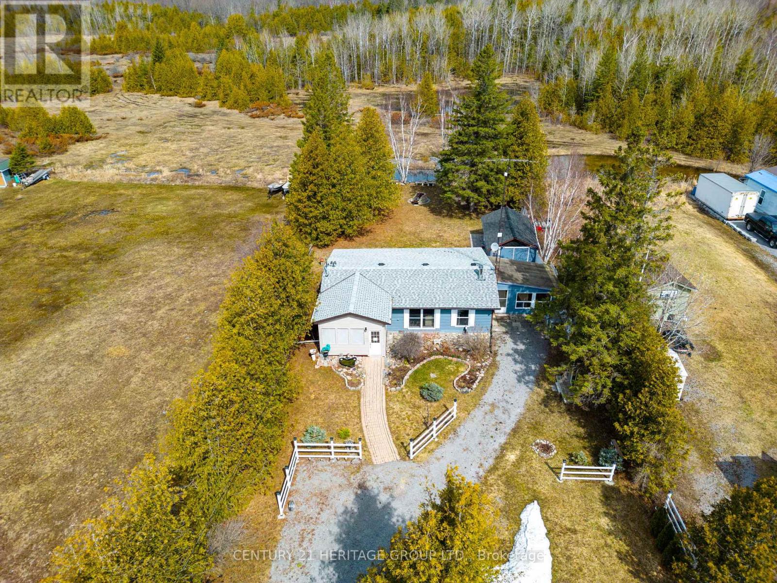 220 MCGUIRE BEACH ROAD, kawartha lakes (carden), Ontario