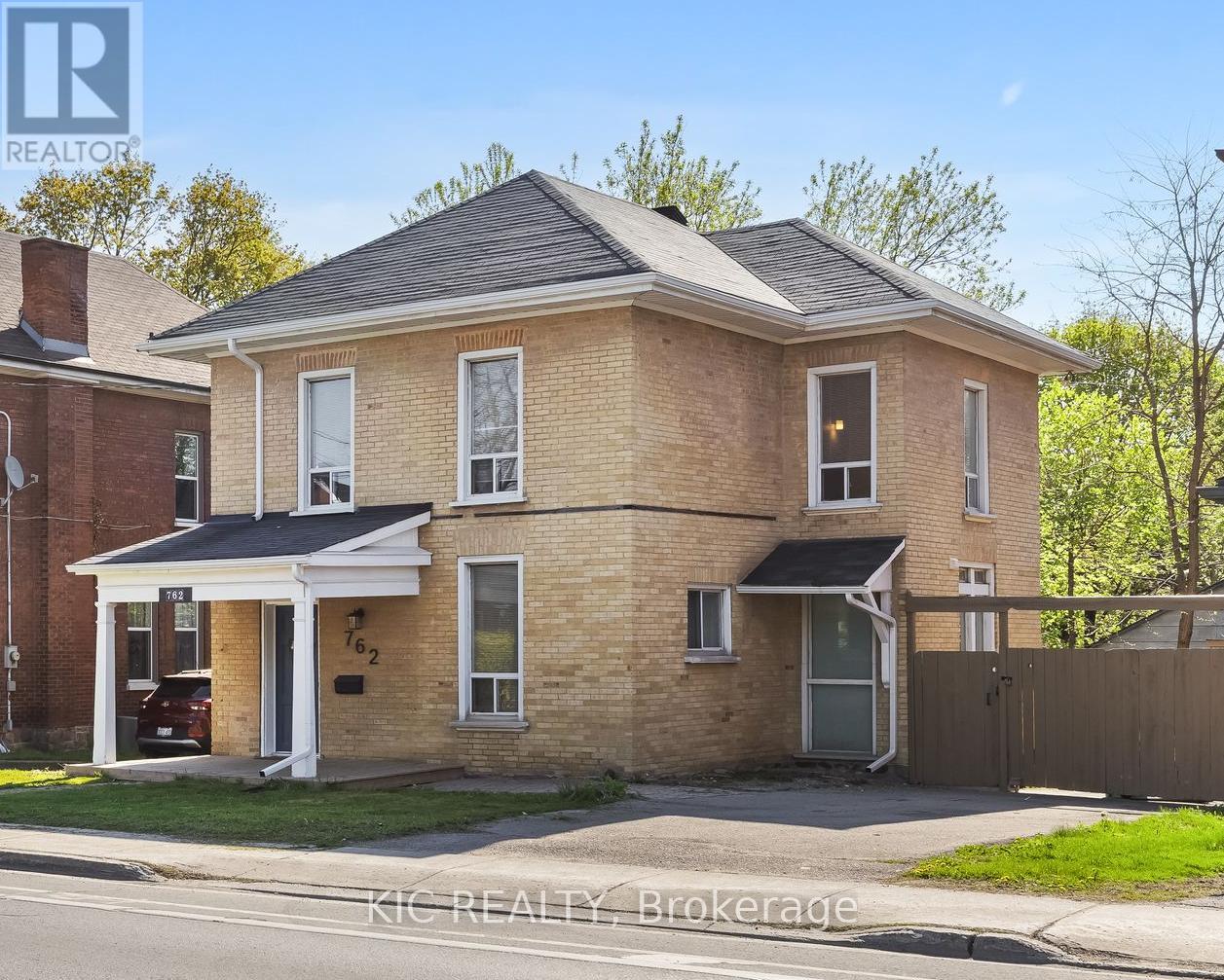 762 WATER STREET, peterborough north (south), Ontario