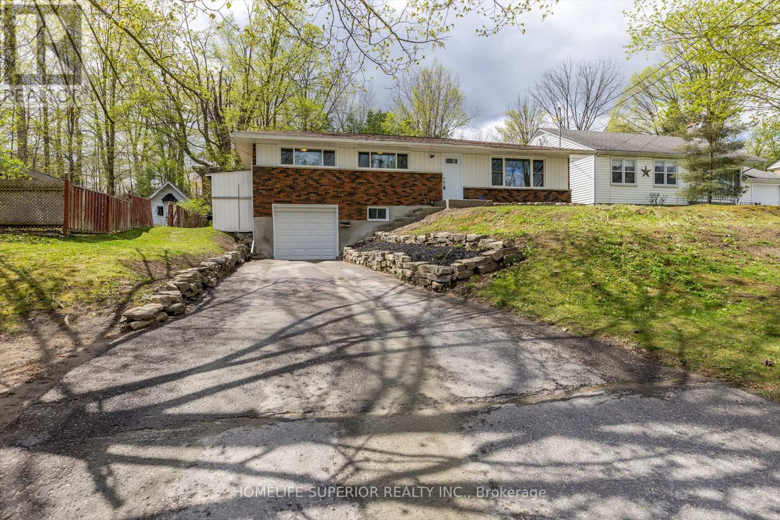 1243 ALBERTUS AVENUE, peterborough central (old west end), Ontario
