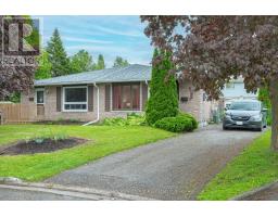 15 LLOYD PLACE, kawartha lakes (lindsay), Ontario