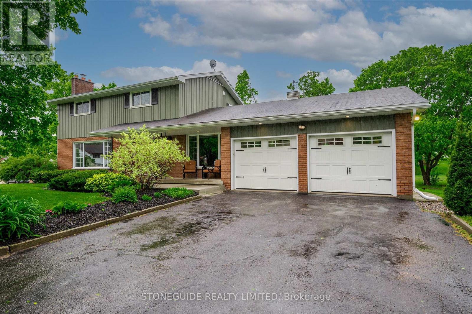 3 WELLER CRESCENT, peterborough west (north), Ontario