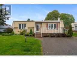 18 THE COVE ROAD, clarington (newcastle), Ontario