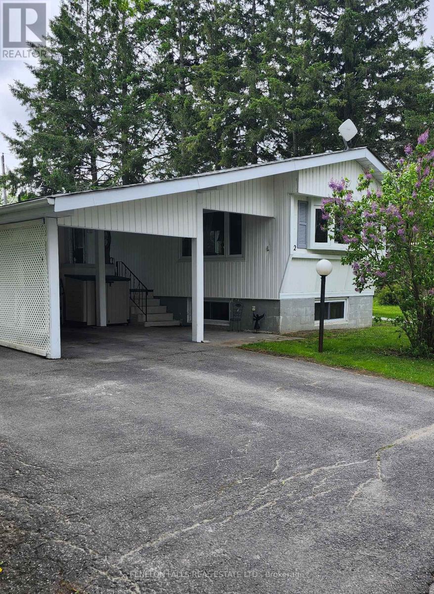 2 PARK CRESCENT, kawartha lakes (lindsay), Ontario
