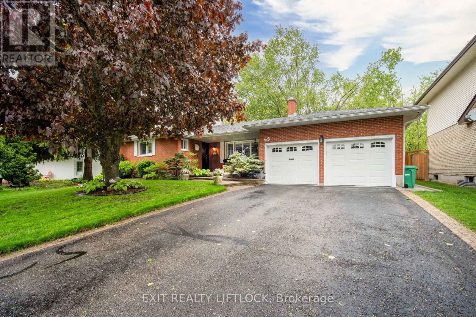 68 CHAMPLAIN CRESCENT, peterborough north (university heights), Ontario