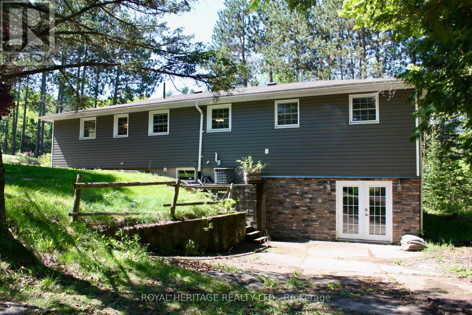 22 ROBERT DRIVE, faraday, Ontario