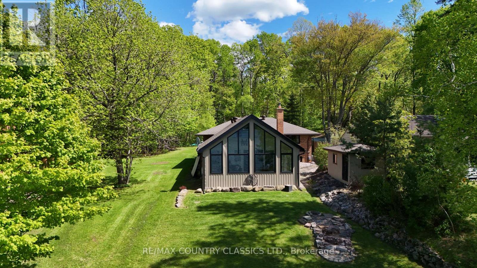 90 VILLAGE STREET, hastings highlands (herschel ward), Ontario