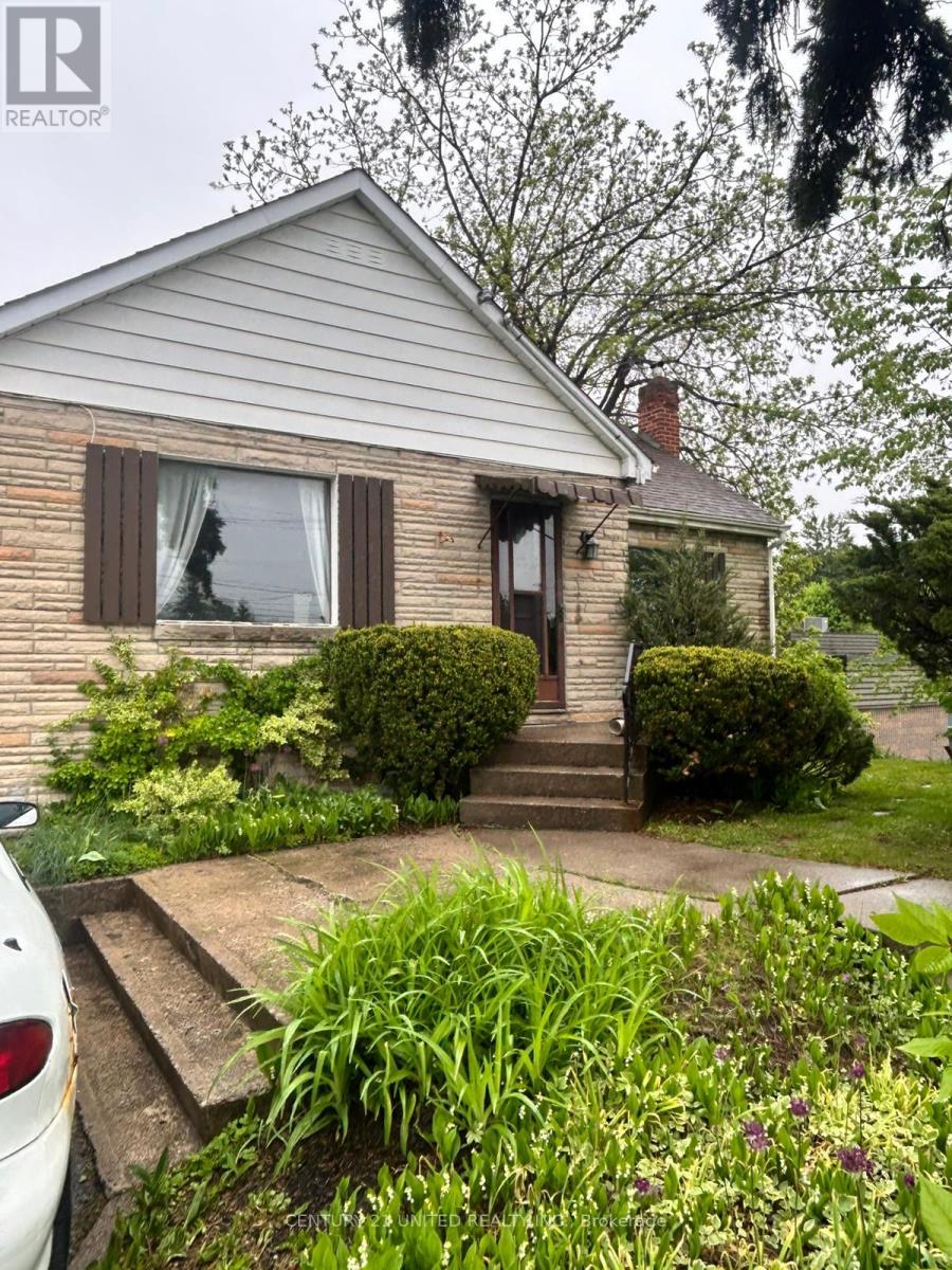 874 CHEMONG ROAD, peterborough north (south), Ontario