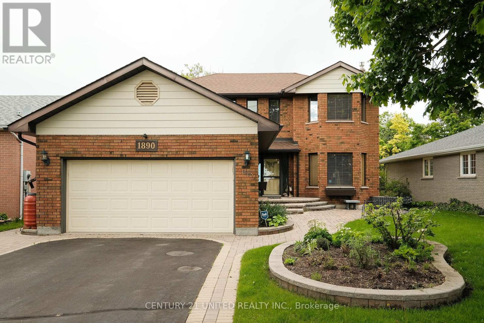 1890 CHERRYHILL ROAD, peterborough west (central), Ontario