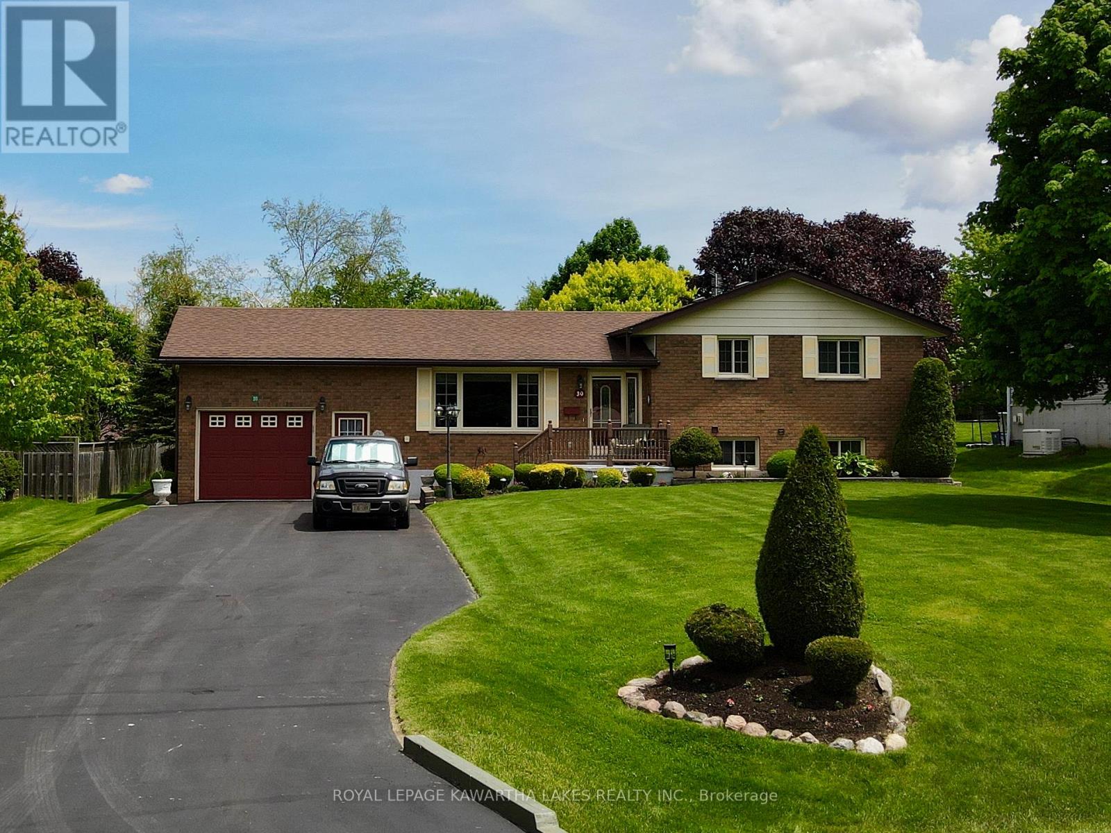 30 GRANT DRIVE, kawartha lakes (oakwood), Ontario