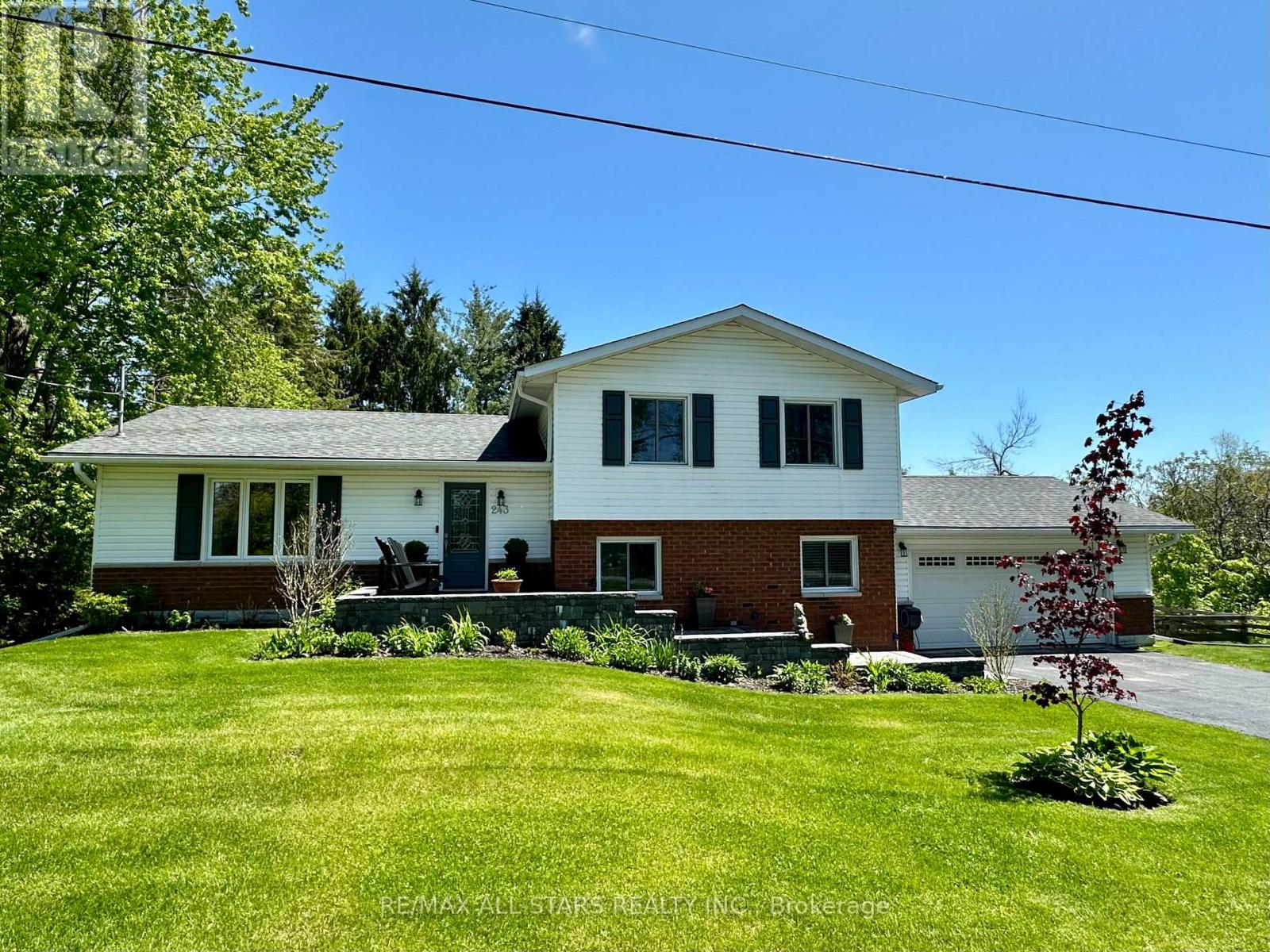 243 WEST STREET, kawartha lakes (bobcaygeon), Ontario