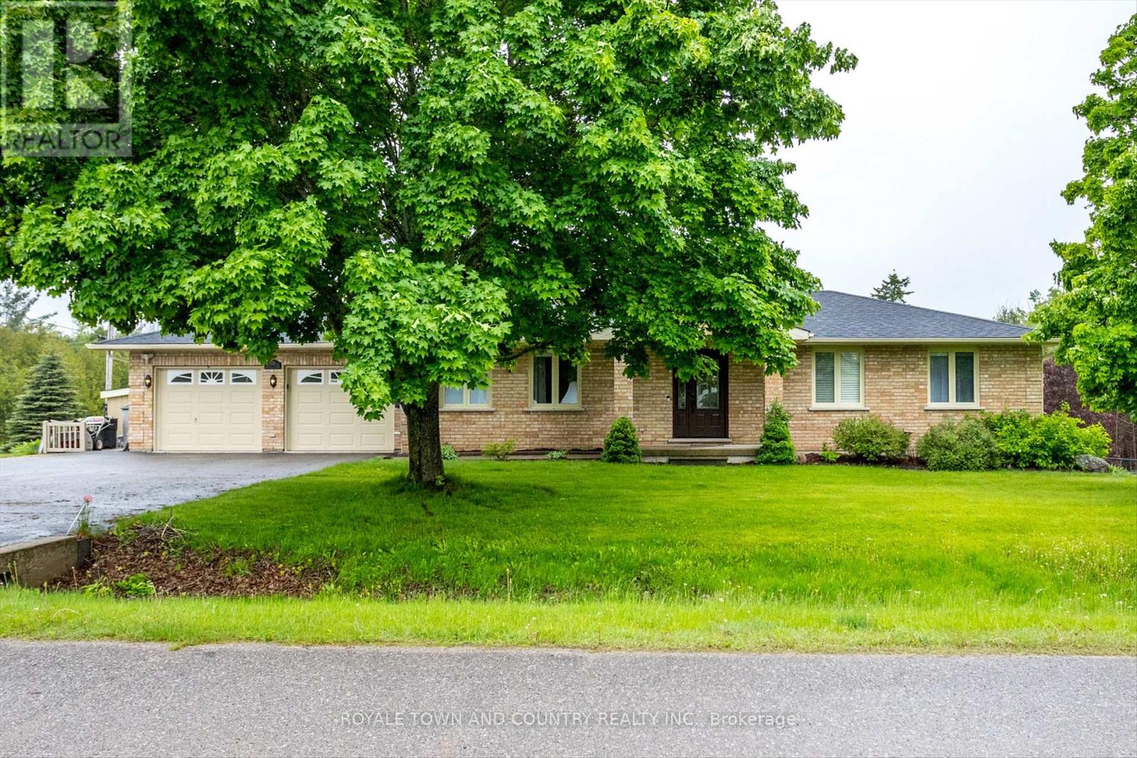 1734 BARTON DRIVE, selwyn, Ontario