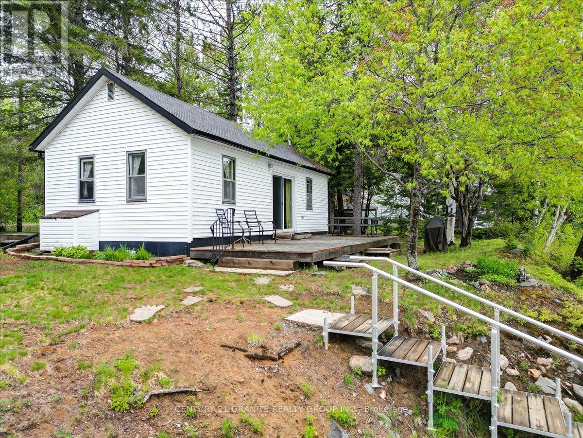 136 CENTRE ROAD, hastings highlands (mcclure ward), Ontario