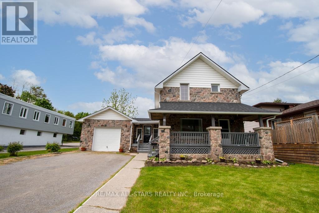 93 ADELAIDE STREET N, kawartha lakes (lindsay), Ontario