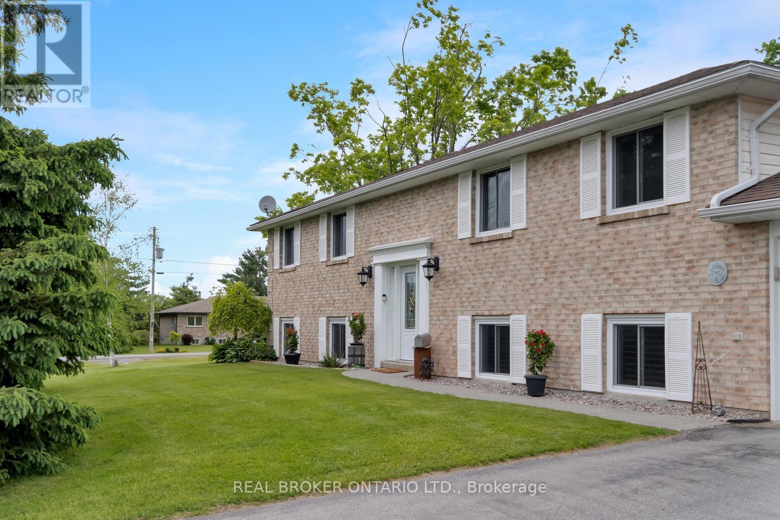 1743 BARTON DRIVE, selwyn, Ontario