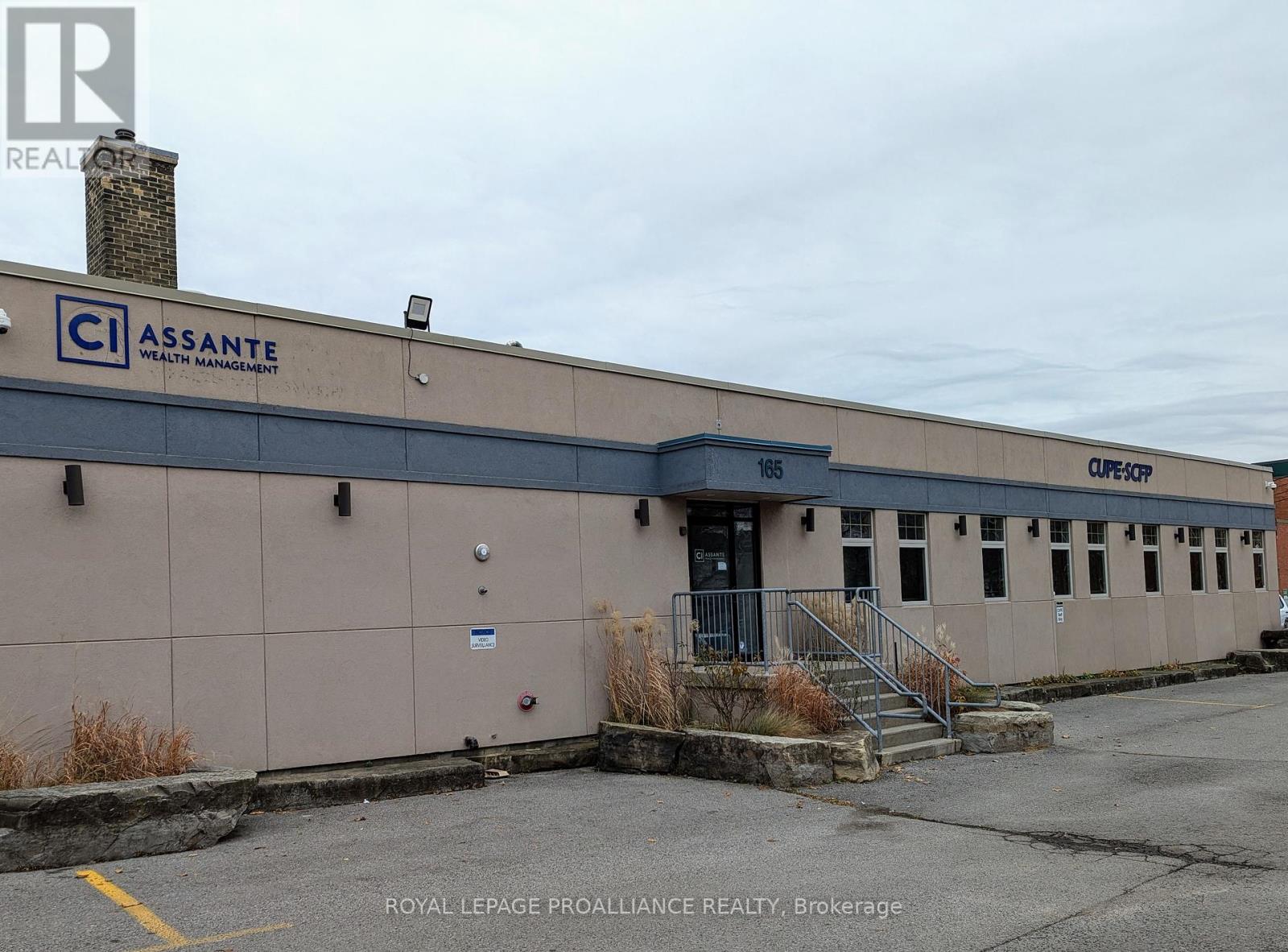 UNIT 1 - 165 SHERBROOKE STREET, peterborough (downtown), Ontario