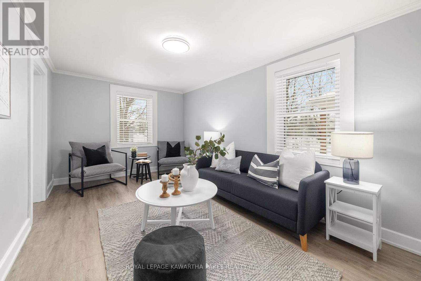 18 BOND STREET W, kawartha lakes (lindsay), Ontario