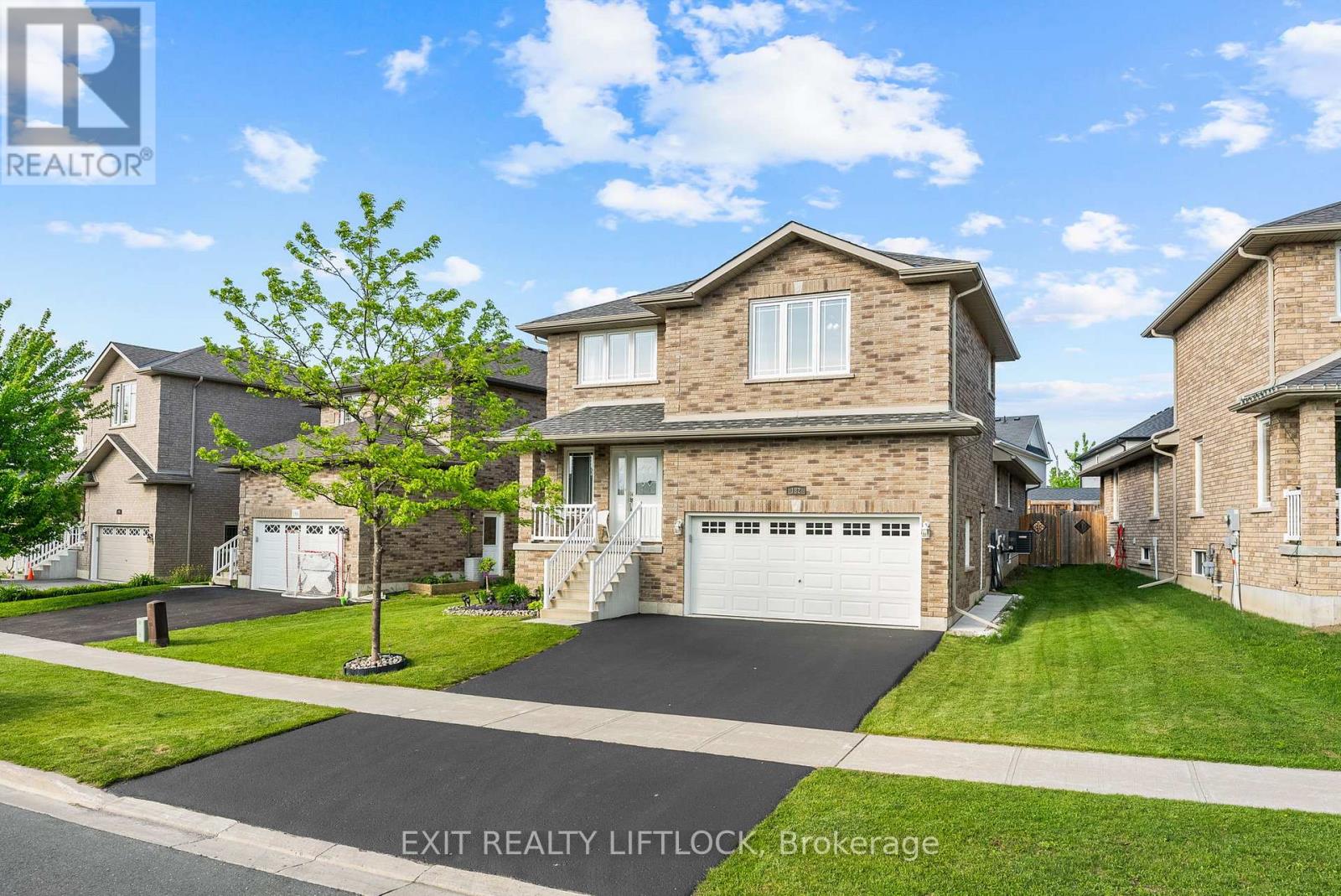 182 CHANDLER CRESCENT, peterborough north (north), Ontario
