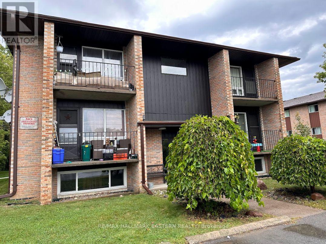 200 - 106 LANSDOWNE STREET, peterborough central (south), Ontario