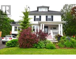 633 GILMOUR STREET, peterborough central (old west end), Ontario