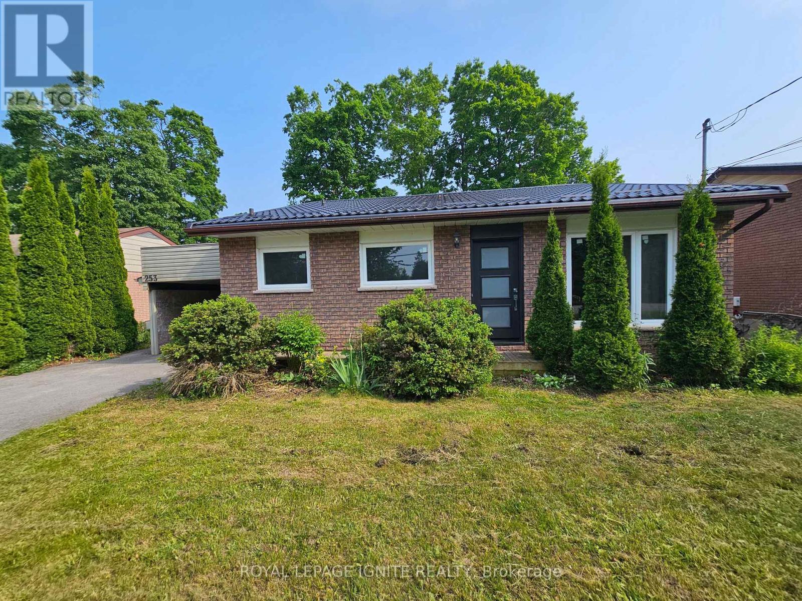 253 WOODLAND DRIVE N, selwyn, Ontario
