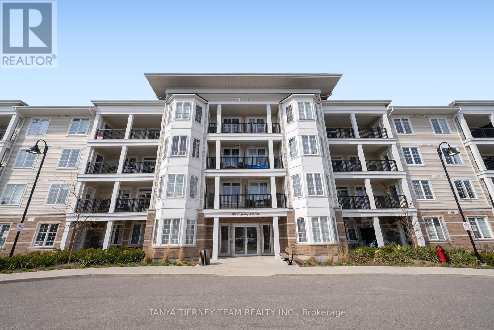 114 - 65 SHIPWAY AVENUE, clarington (newcastle), Ontario