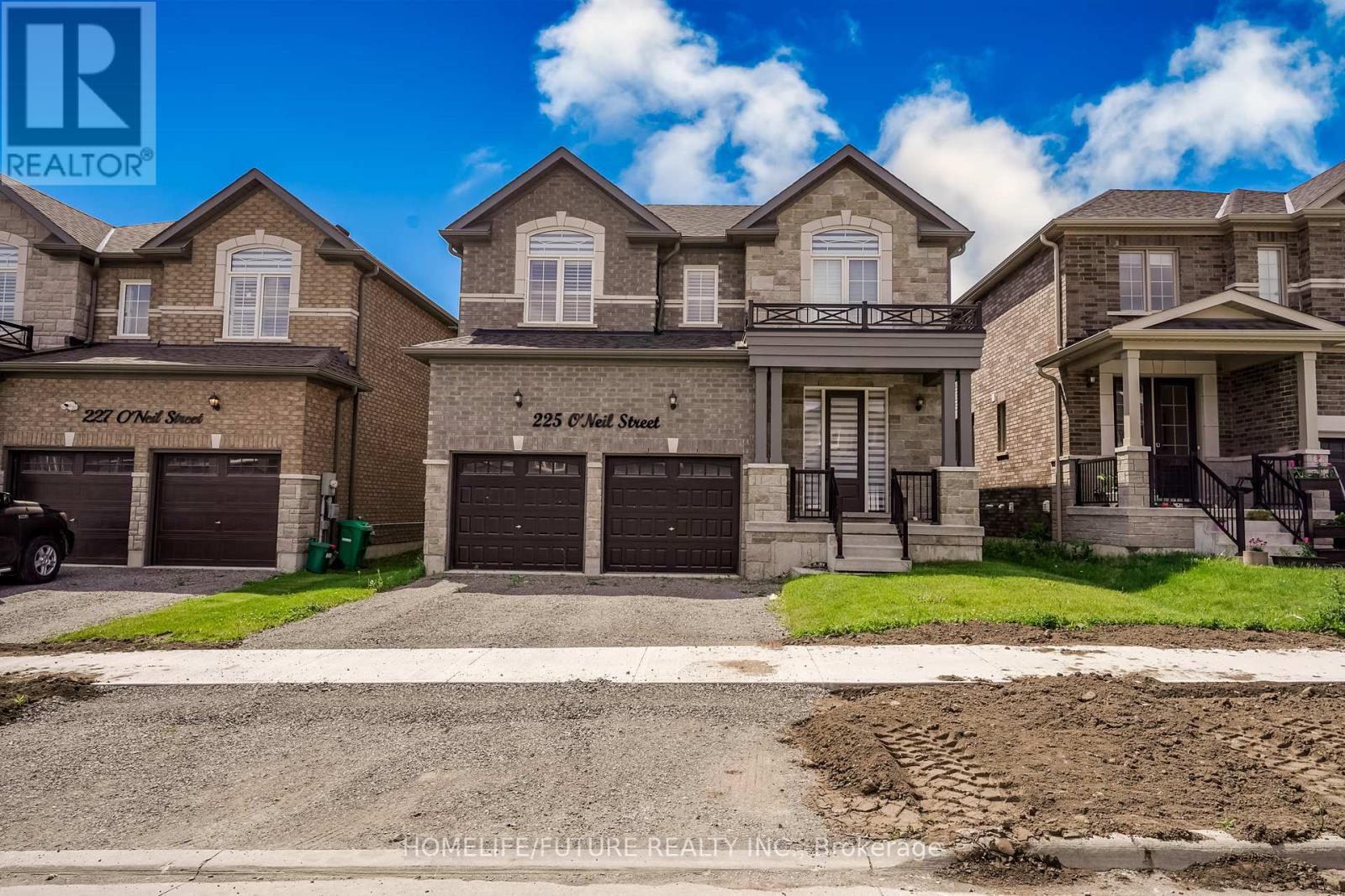 225 O'NEIL STREET, peterborough north (north), Ontario