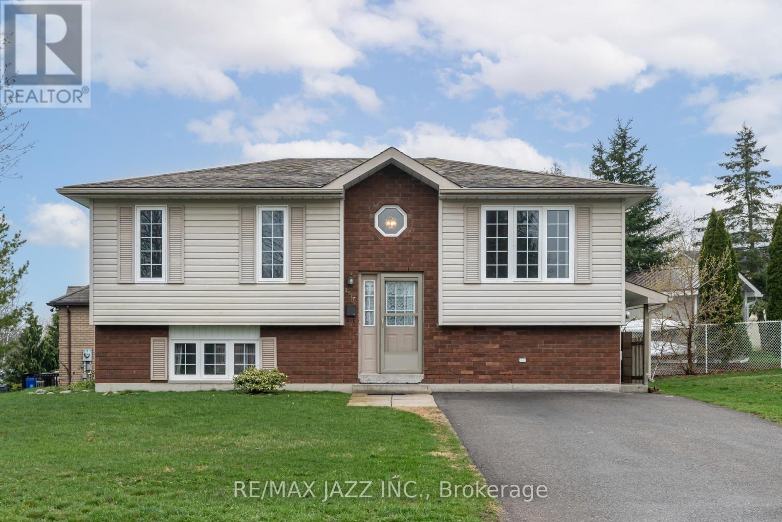 2577 IDYLLWOOD CRESCENT, peterborough east (south), Ontario