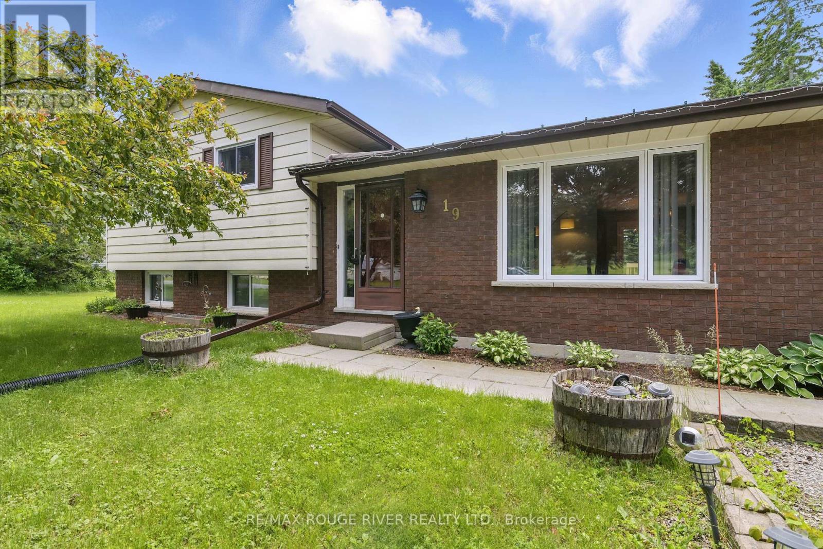 19 EDWARDS DRIVE, otonabee-south monaghan, Ontario